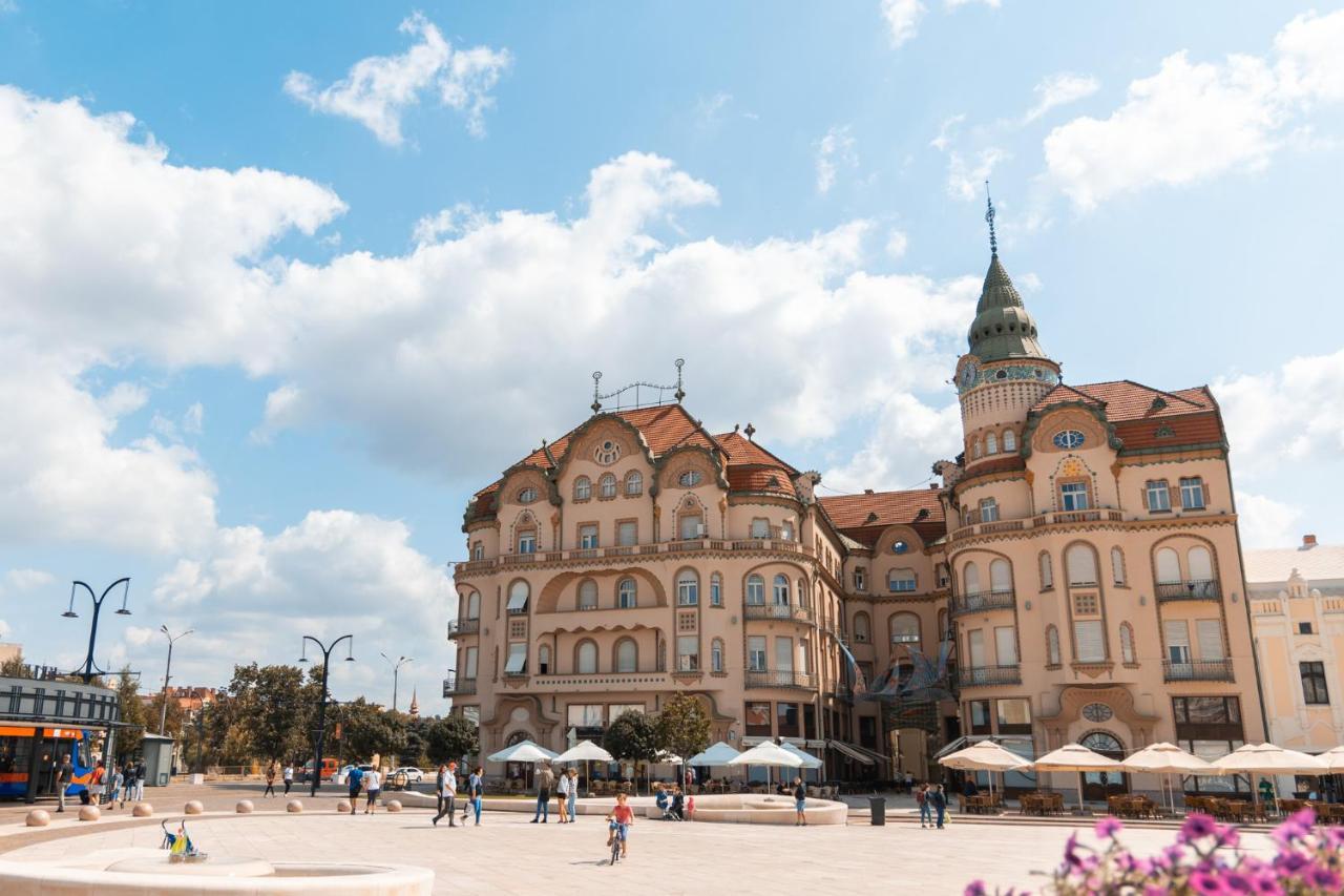 Bluesky Ultra-Central Premium Apartment Oradea Εξωτερικό φωτογραφία