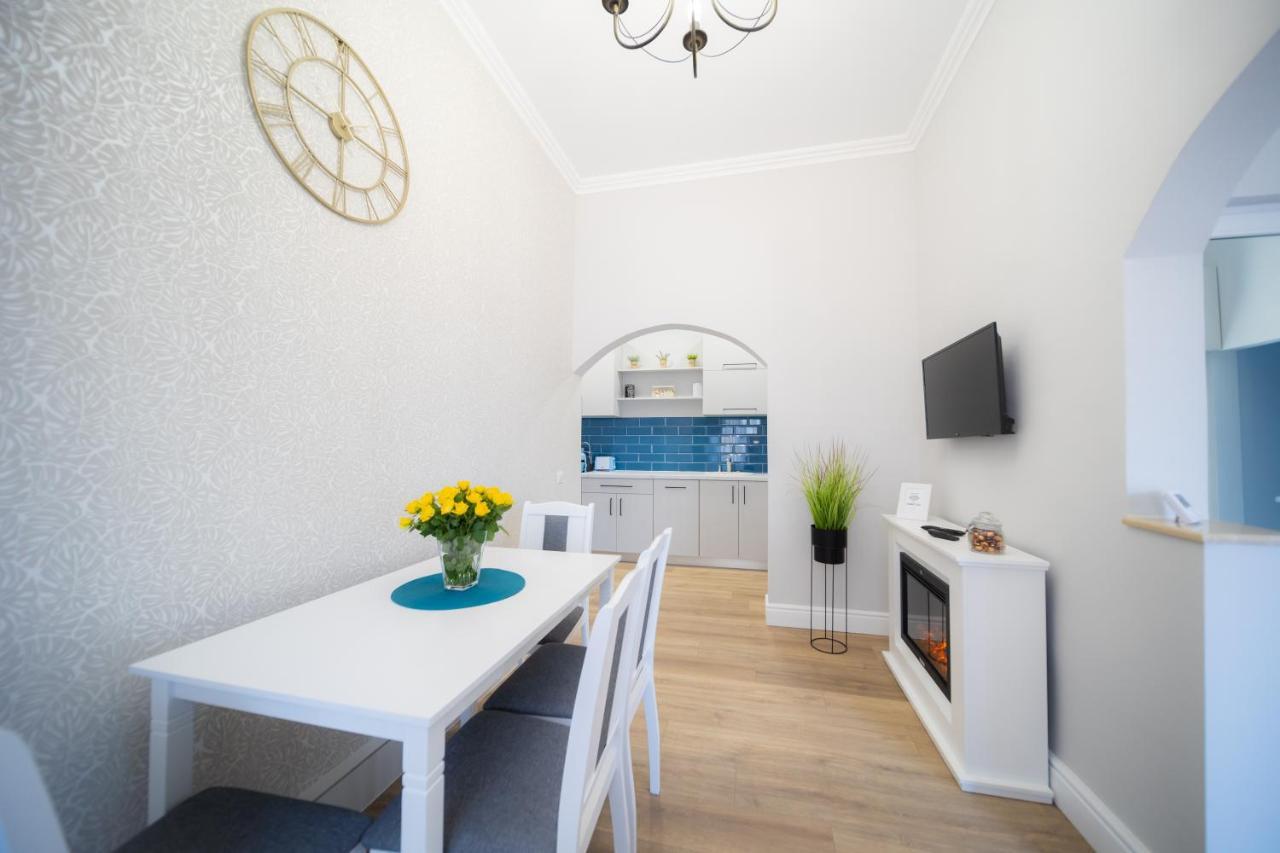 Bluesky Ultra-Central Premium Apartment Oradea Εξωτερικό φωτογραφία
