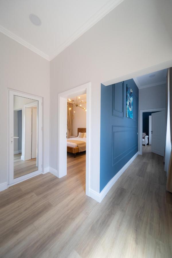 Bluesky Ultra-Central Premium Apartment Oradea Εξωτερικό φωτογραφία
