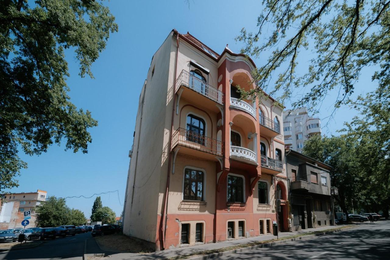 Bluesky Ultra-Central Premium Apartment Oradea Εξωτερικό φωτογραφία